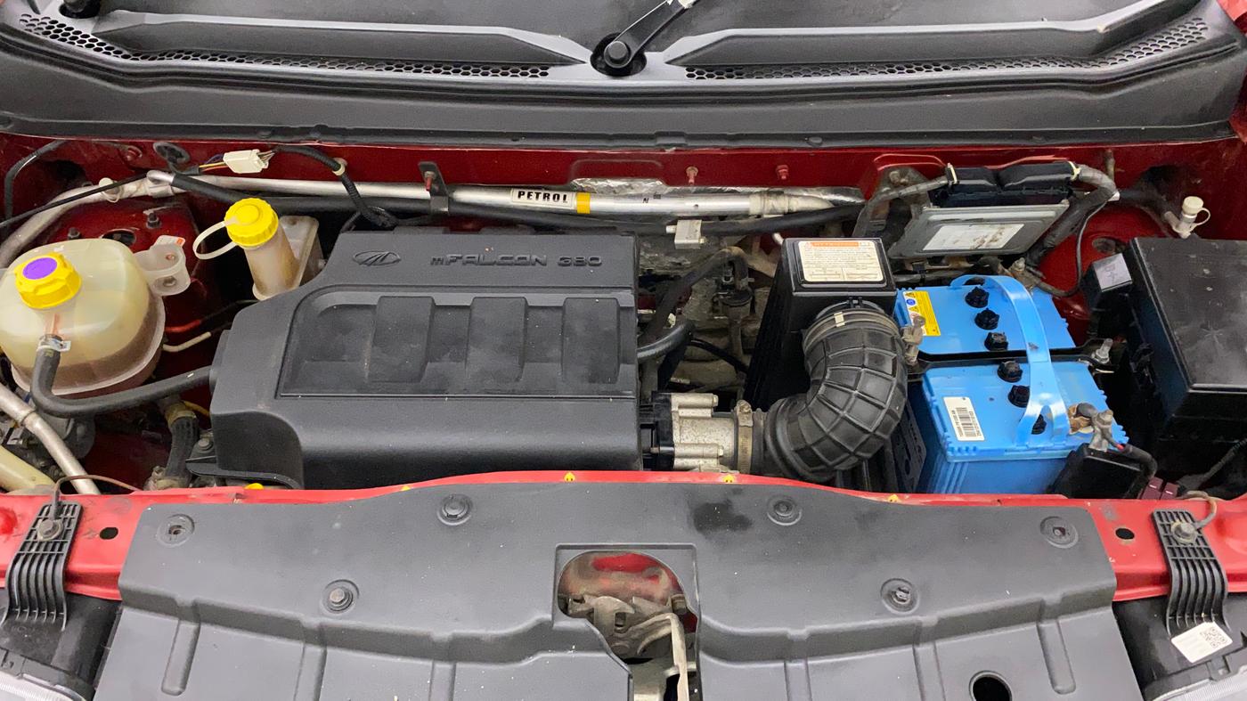 2017 Mahindra Kuv100 K4 6 STR, Petrol, Manual, 56,780 km, Open Bonet