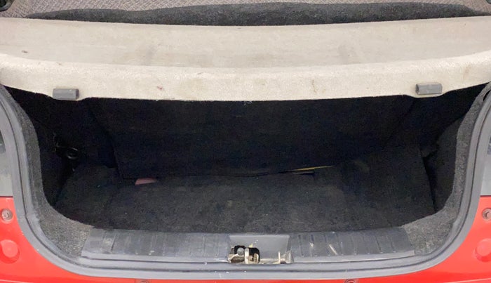 2017 Mahindra Kuv100 K4 6 STR, Petrol, Manual, 56,780 km, Boot Inside