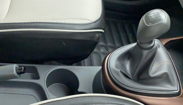 2021 Hyundai AURA S 1.2 CNG, CNG, Manual, 27,193 km, Gear Lever