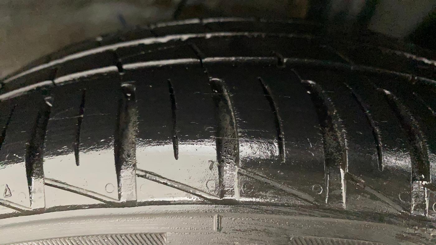 2021 Hyundai AURA S 1.2 CNG, CNG, Manual, 27,193 km, Left Rear Tyre Tread