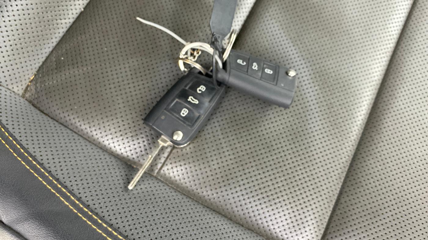 2022 Skoda KUSHAQ STYLE 1.0L TSI AT, Petrol, Automatic, 24,333 km, Key Close Up
