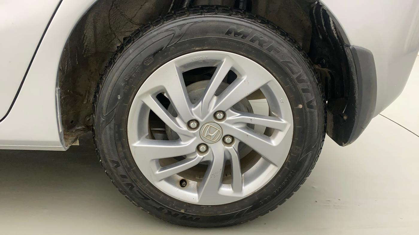 2019 Honda Jazz 1.2L I-VTEC V, Petrol, Manual, 35,970 km, Left Rear Wheel
