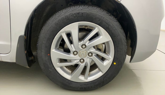 2019 Honda Jazz 1.2L I-VTEC V, Petrol, Manual, 35,970 km, Right Front Wheel