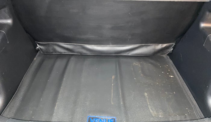 2021 Hyundai VENUE S 1.0 TURBO IMT, Petrol, Manual, 45,541 km, Boot Inside