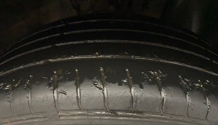 2021 Hyundai VENUE S 1.0 TURBO IMT, Petrol, Manual, 45,541 km, Right Front Tyre Tread