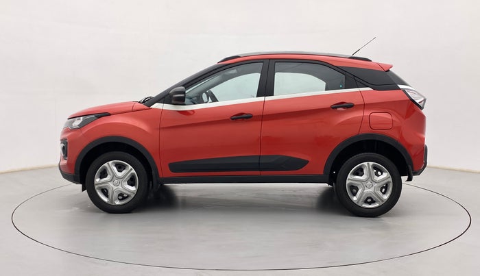 2021 Tata NEXON XM DIESEL, Diesel, Manual, 32,728 km, Left Side