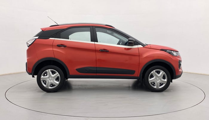 2021 Tata NEXON XM DIESEL, Diesel, Manual, 32,728 km, Right Side View