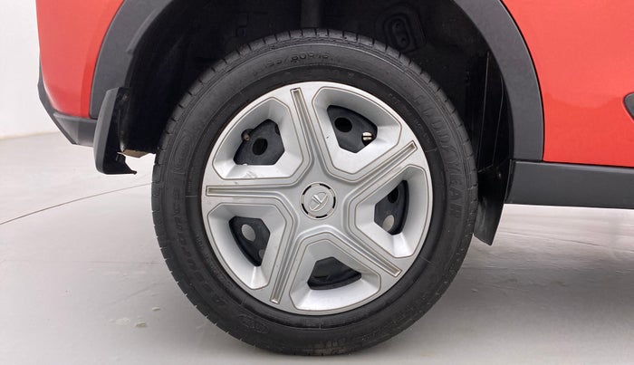 2021 Tata NEXON XM DIESEL, Diesel, Manual, 32,728 km, Right Rear Wheel