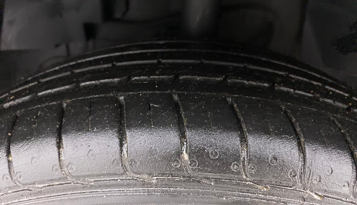 2021 Tata NEXON XM DIESEL, Diesel, Manual, 32,728 km, Left Front Tyre Tread
