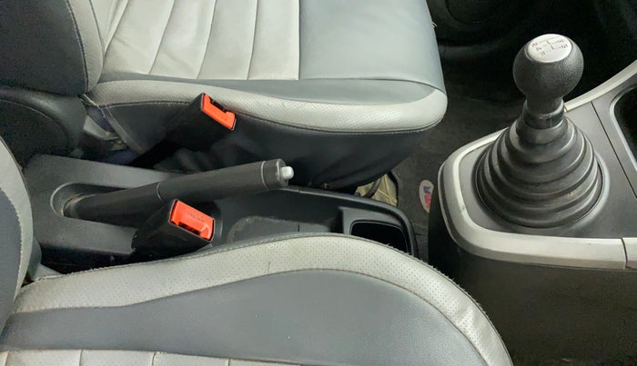 2012 Maruti Ritz ZXI, Petrol, Manual, 61,803 km, Gear Lever