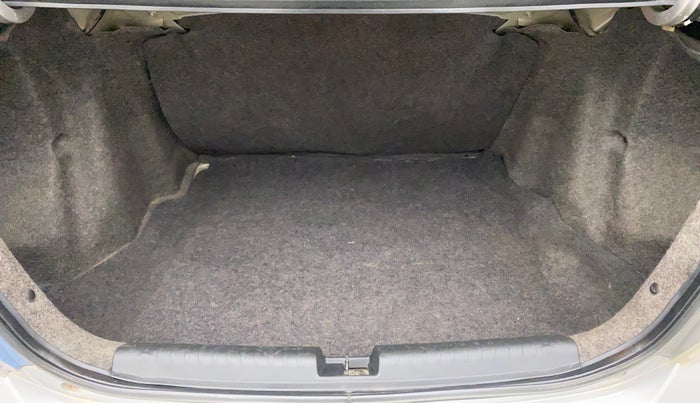 2013 Honda Amaze 1.2L I-VTEC S, Petrol, Manual, 51,767 km, Boot Inside