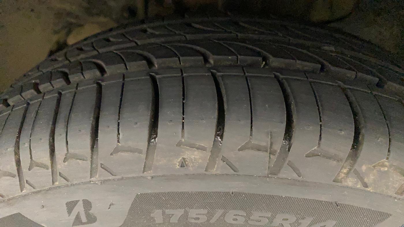 2019 Tata Tiago XT PETROL, Petrol, Manual, 34,371 km, Left Front Tyre Tread