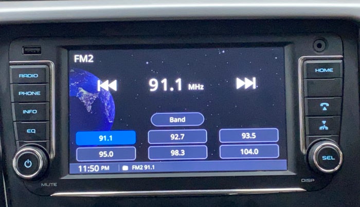 2017 Mahindra KUV 100 NXT K6+ P 6 STR, Petrol, Manual, 32,747 km, Infotainment System