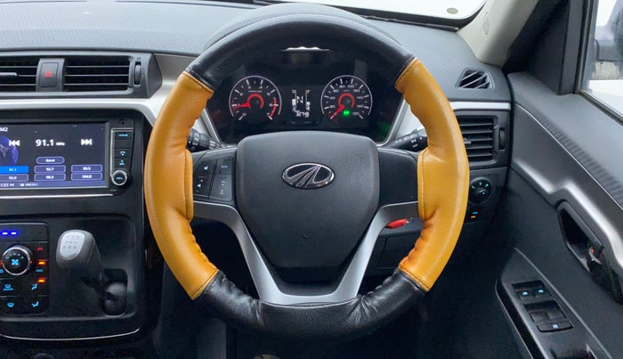2017 Mahindra KUV 100 NXT K6+ P 6 STR, Petrol, Manual, 32,747 km, Steering Wheel Close Up