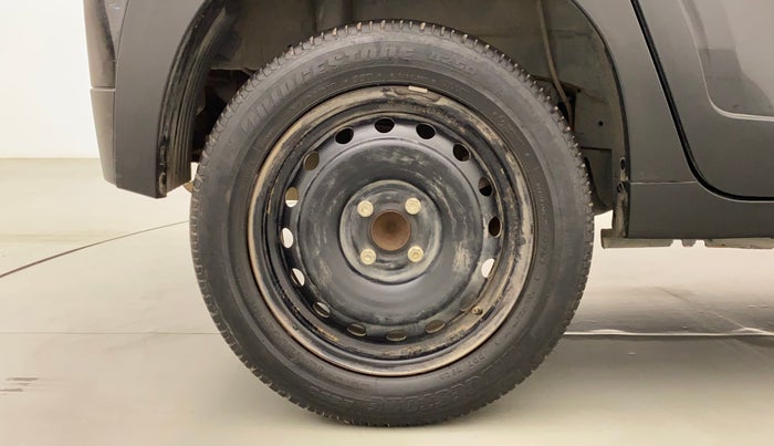 2017 Mahindra KUV 100 NXT K6+ P 6 STR, Petrol, Manual, 32,747 km, Right Rear Wheel