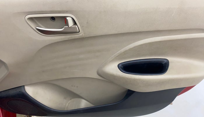 2019 Hyundai NEW SANTRO MAGNA, Petrol, Manual, 82,434 km, Driver Side Door Panels Control