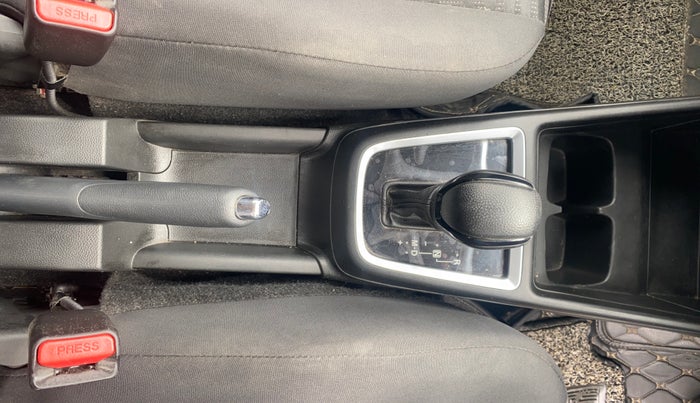 2023 Maruti Swift ZXI PLUS AMT, Petrol, Automatic, 31,370 km, Gear Lever