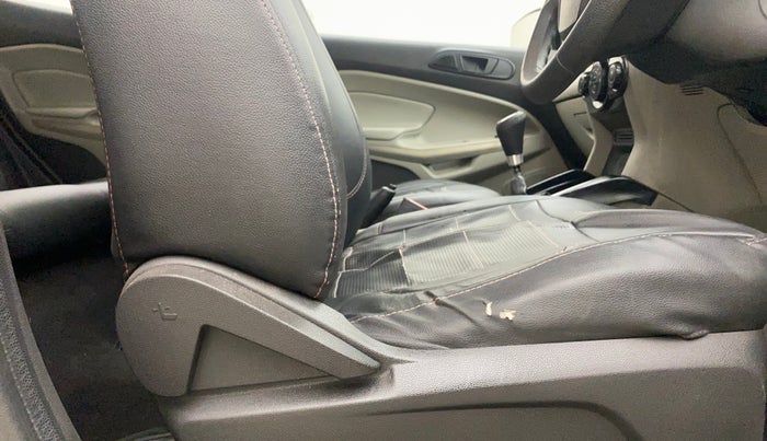 2014 Ford Ecosport AMBIENTE 1.5L DIESEL, Diesel, Manual, 1,06,811 km, Driver Side Adjustment Panel