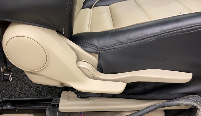 2021 Maruti Dzire ZXI Plus AMT, Petrol, Automatic, 20,250 km, Driver Side Adjustment Panel