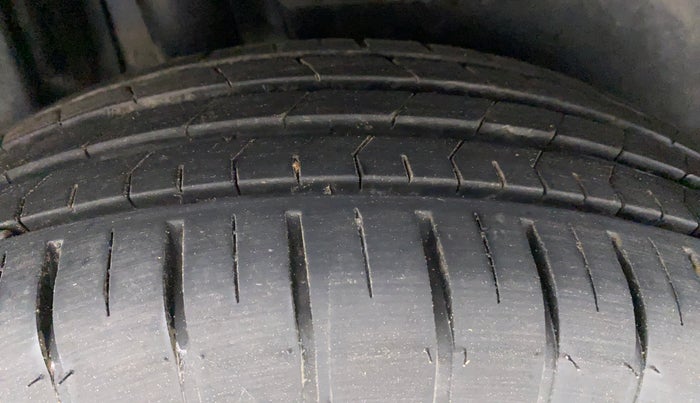 2021 Maruti Dzire ZXI Plus AMT, Petrol, Automatic, 20,250 km, Right Rear Tyre Tread