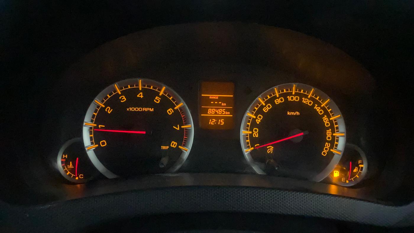 2015 Maruti Swift VXI, CNG, Manual, 88,487 km, Odometer Image