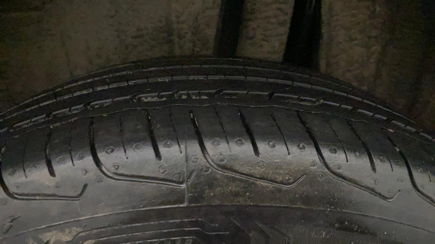 2025 Maruti FRONX ZETA 1.0 TURBO MT, Petrol, Manual, 7,925 km, Left Rear Tyre Tread