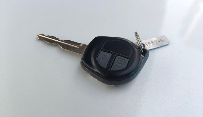 2013 Maruti Wagon R 1.0 VXI, Petrol, Manual, 64,513 km, Key Close Up