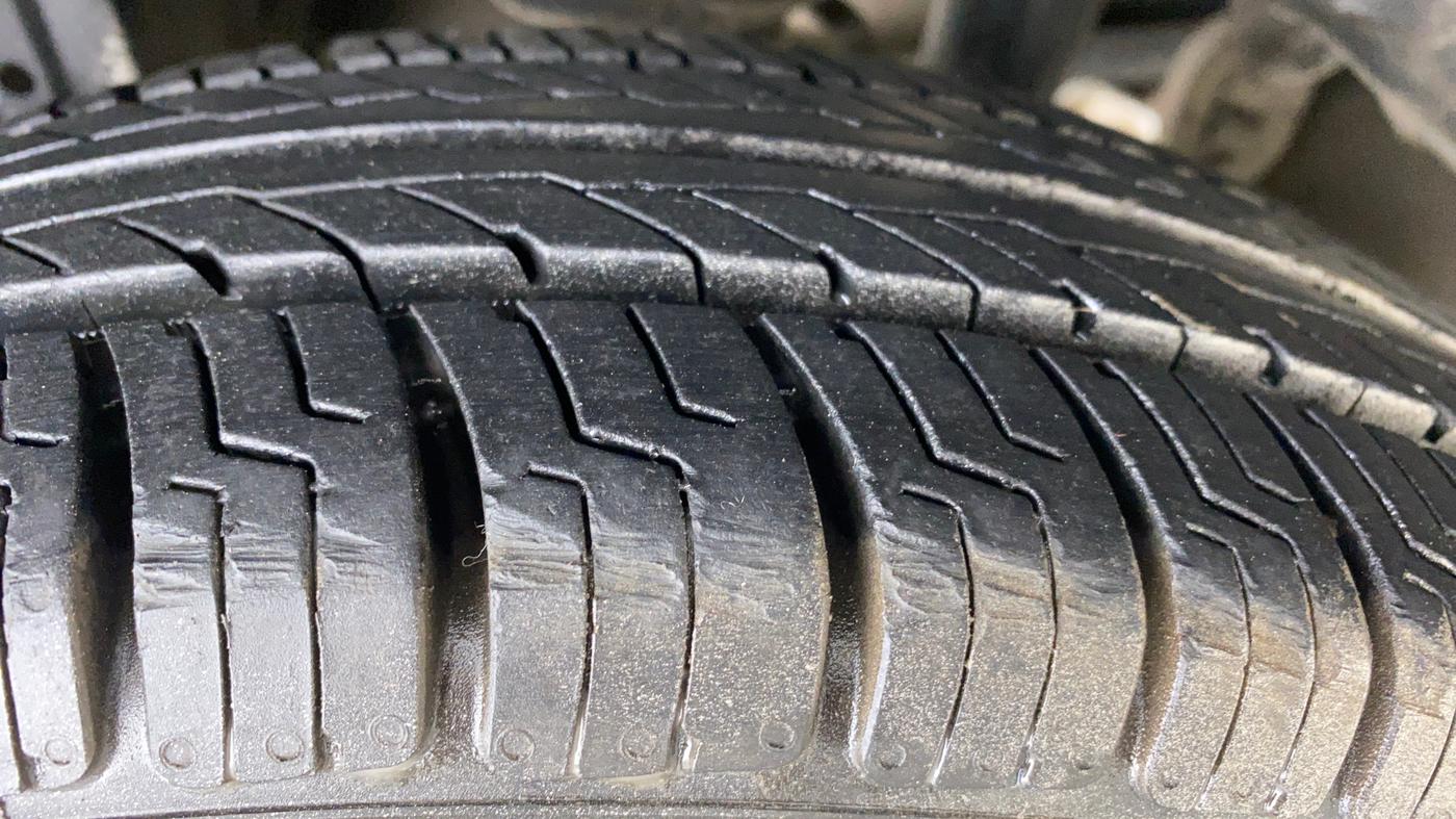 2012 Maruti Alto K10 VXI, Petrol, Manual, 49,715 km, Right Rear Tyre Tread
