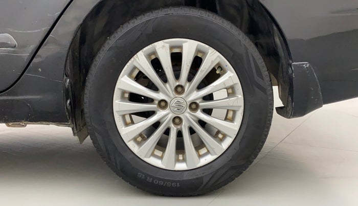 2015 Maruti Ciaz ZXI, Petrol, Manual, 97,889 km, Left Rear Wheel