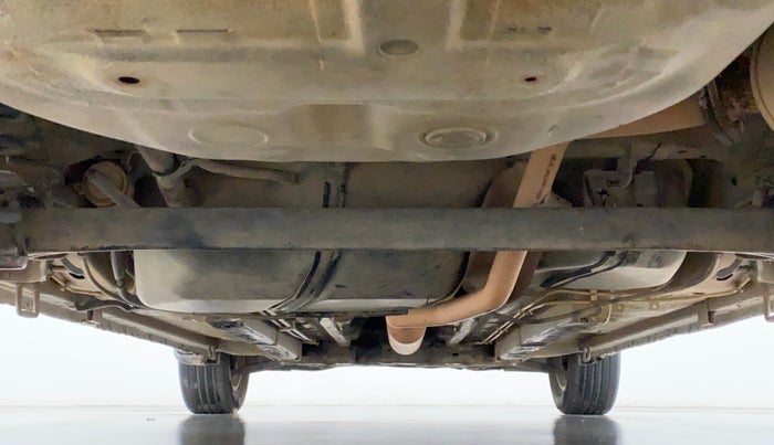 2015 Maruti Ciaz ZXI, Petrol, Manual, 97,889 km, Rear Underbody