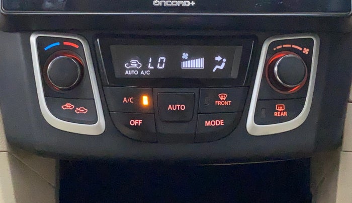 2015 Maruti Ciaz ZXI, Petrol, Manual, 97,889 km, Automatic Climate Control