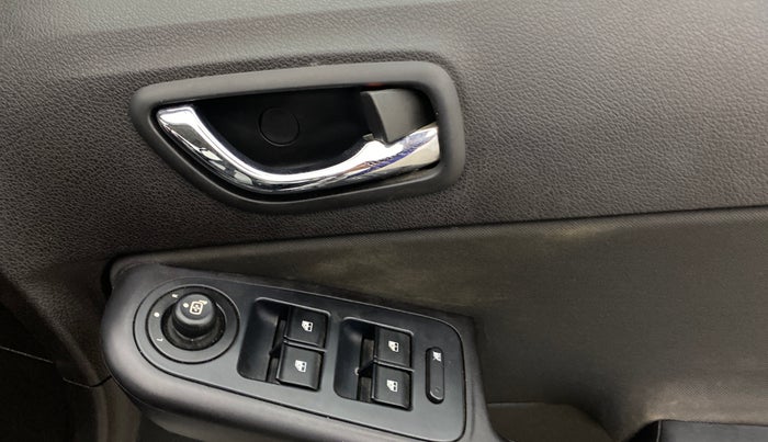 2016 Tata Zest XT 90PS DIESEL, Diesel, Manual, 52,419 km, Driver Side Door Panels Control