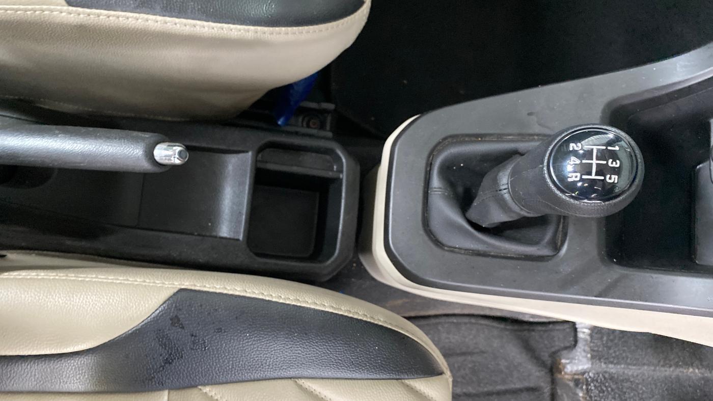 2023 Maruti New Wagon-R VXI 1.0, Petrol, Manual, 6,164 km, Gear Lever