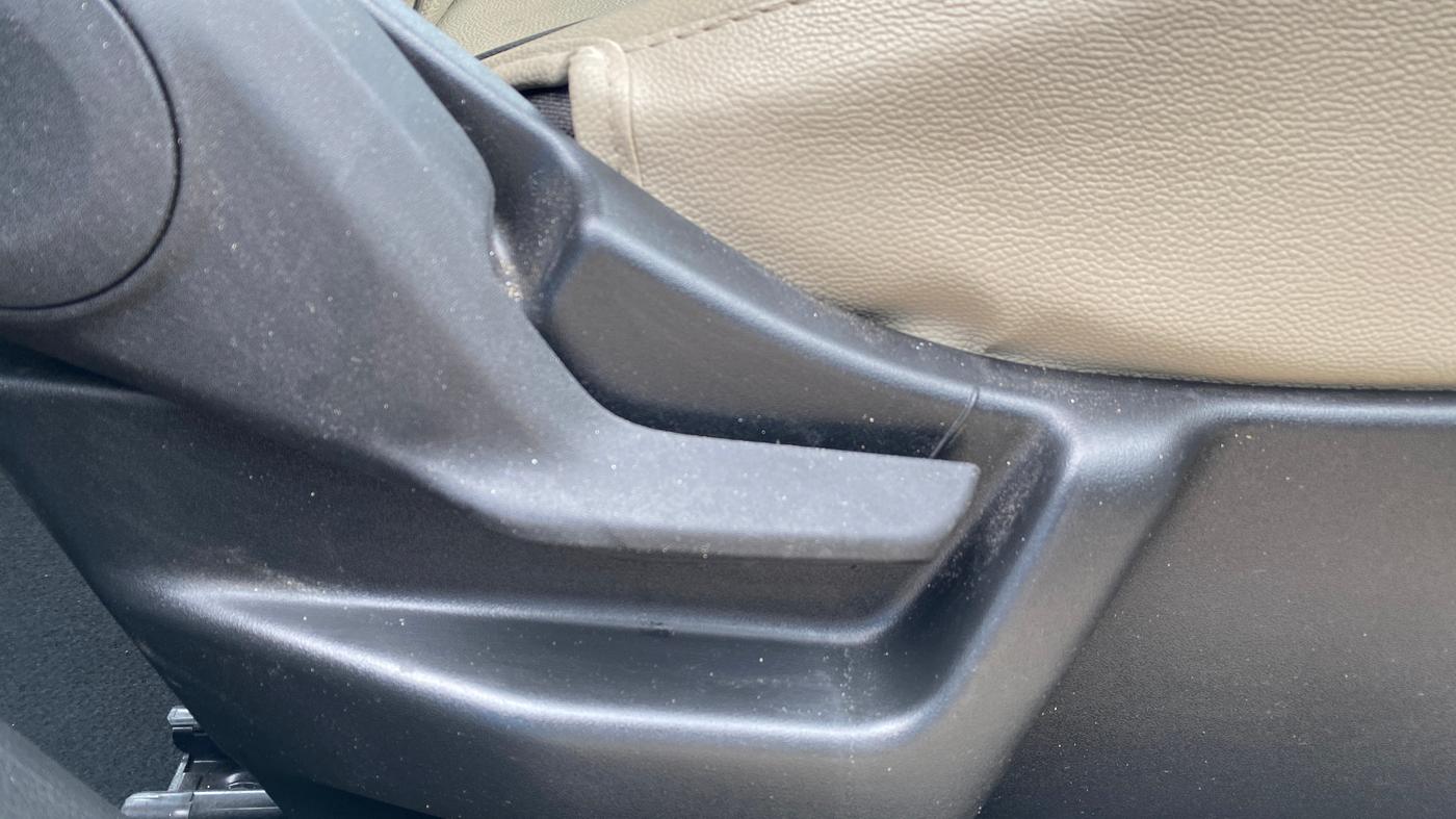 2023 Maruti New Wagon-R VXI 1.0, Petrol, Manual, 6,164 km, Driver Side Adjustment Panel