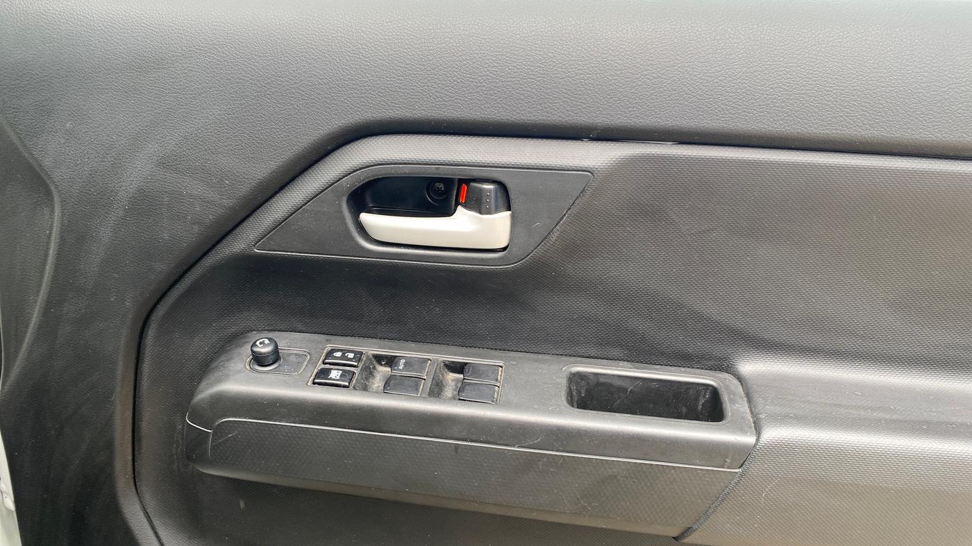 2023 Maruti New Wagon-R VXI 1.0, Petrol, Manual, 6,164 km, Driver Side Door Panels Control