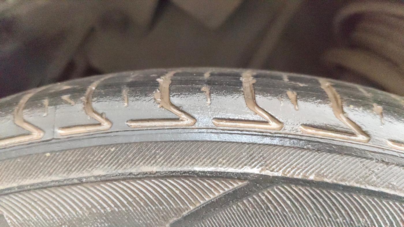 2018 Tata Tiago XTA PETROL, Petrol, Automatic, 86,397 km, Right Rear Tyre Tread