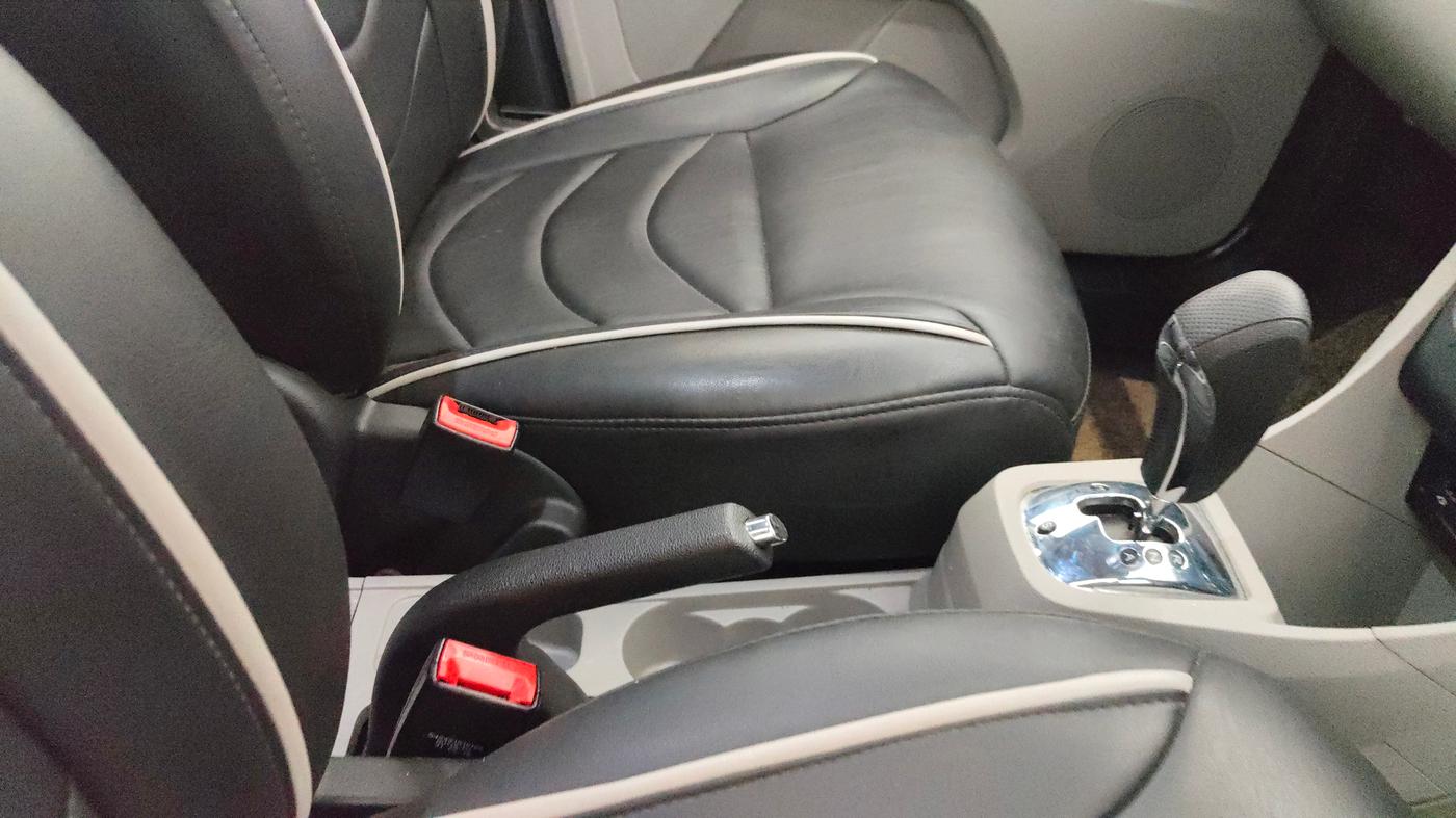 2018 Tata Tiago XTA PETROL, Petrol, Automatic, 86,397 km, Gear Lever