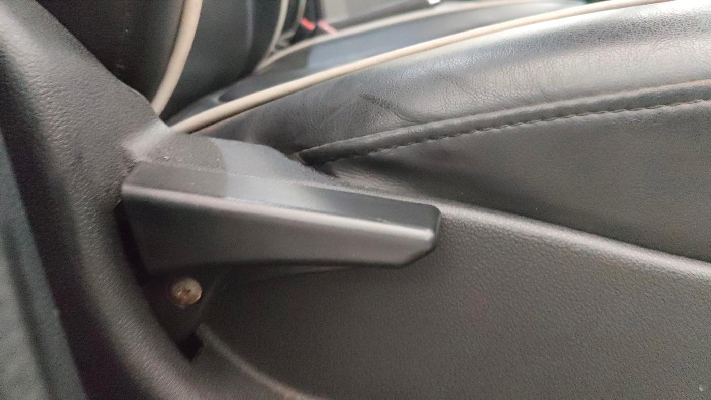 2018 Tata Tiago XTA PETROL, Petrol, Automatic, 86,397 km, Driver Side Adjustment Panel