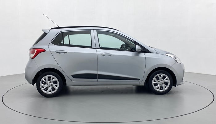 2018 Hyundai Grand i10 SPORTZ O 1.2, Petrol, Manual, 46,431 km, Right Side View