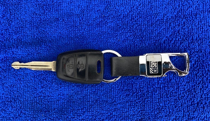 2018 Hyundai Grand i10 SPORTZ O 1.2, Petrol, Manual, 46,431 km, Key Close Up