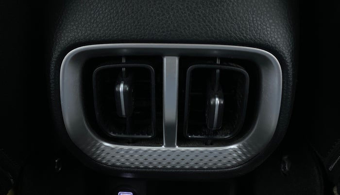 2021 KIA SONET HTX 1.0 IMT, Petrol, Manual, 13,373 km, Rear AC Vents