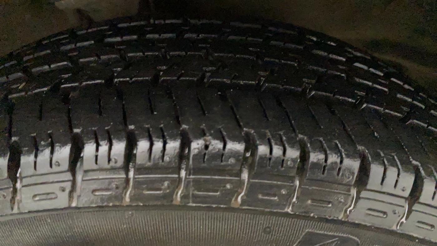 2018 Maruti Alto K10 VXI, Petrol, Manual, 10,668 km, Left Front Tyre Tread