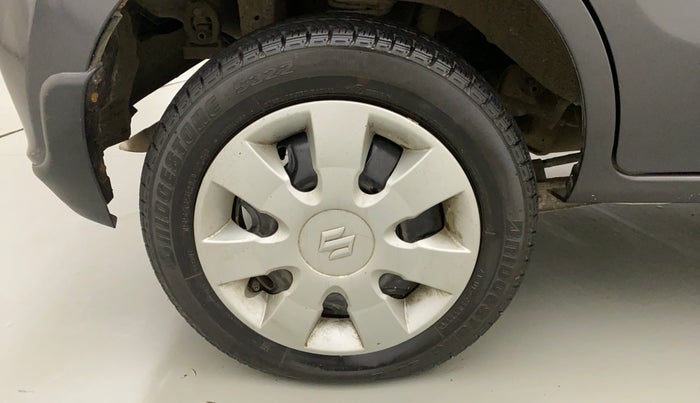2018 Maruti Alto K10 VXI, Petrol, Manual, 10,668 km, Right Rear Wheel