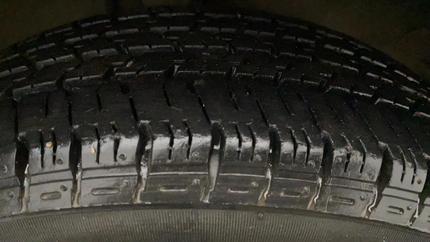2018 Maruti Alto K10 VXI, Petrol, Manual, 10,668 km, Left Rear Tyre Tread