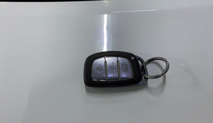 2014 Hyundai Grand i10 SPORTZ 1.2 KAPPA VTVT, Petrol, Manual, 52,075 km, Key Close Up