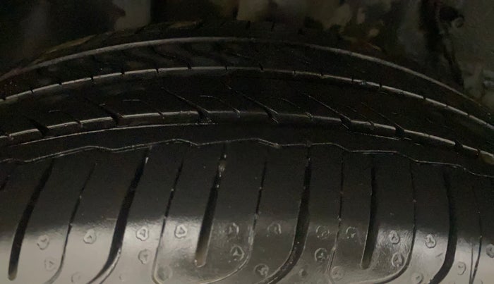 2022 Tata ALTROZ XZA PLUS, Petrol, Automatic, 24,918 km, Right Rear Tyre Tread