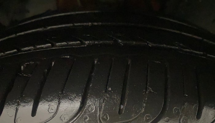 2022 Tata ALTROZ XZA PLUS, Petrol, Automatic, 24,918 km, Right Front Tyre Tread