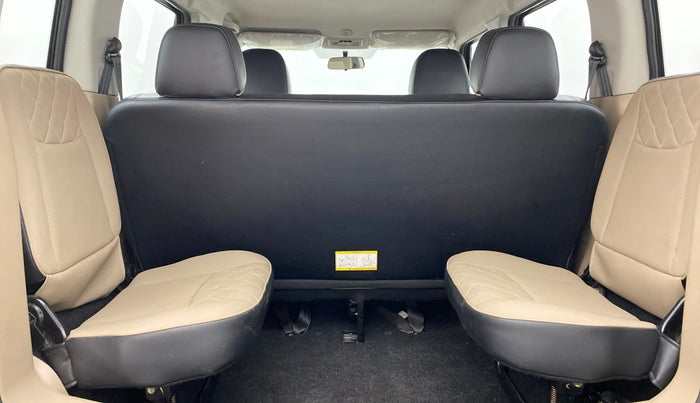 2018 Mahindra TUV300 T10, Diesel, Manual, 94,093 km, Third Seat Row ( optional )