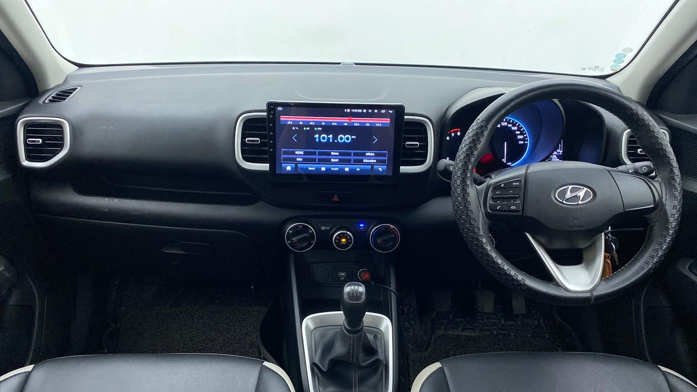 2021 Hyundai VENUE S 1.2, Petrol, Manual, 42,025 km, Dashboard