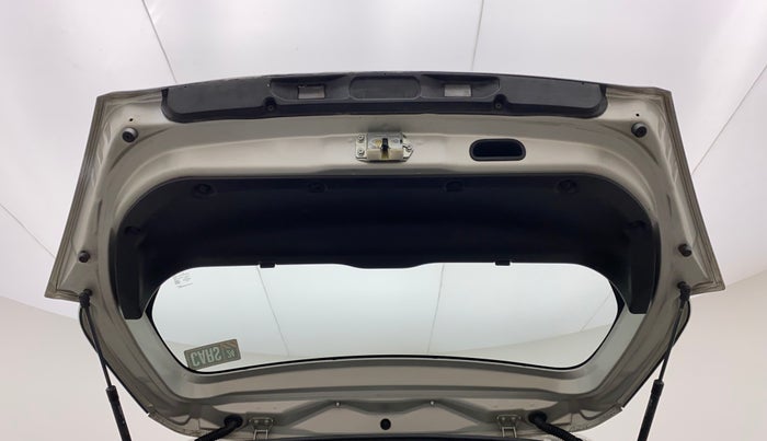 2014 Maruti Swift VXI, Petrol, Manual, 86,973 km, Boot Door Open